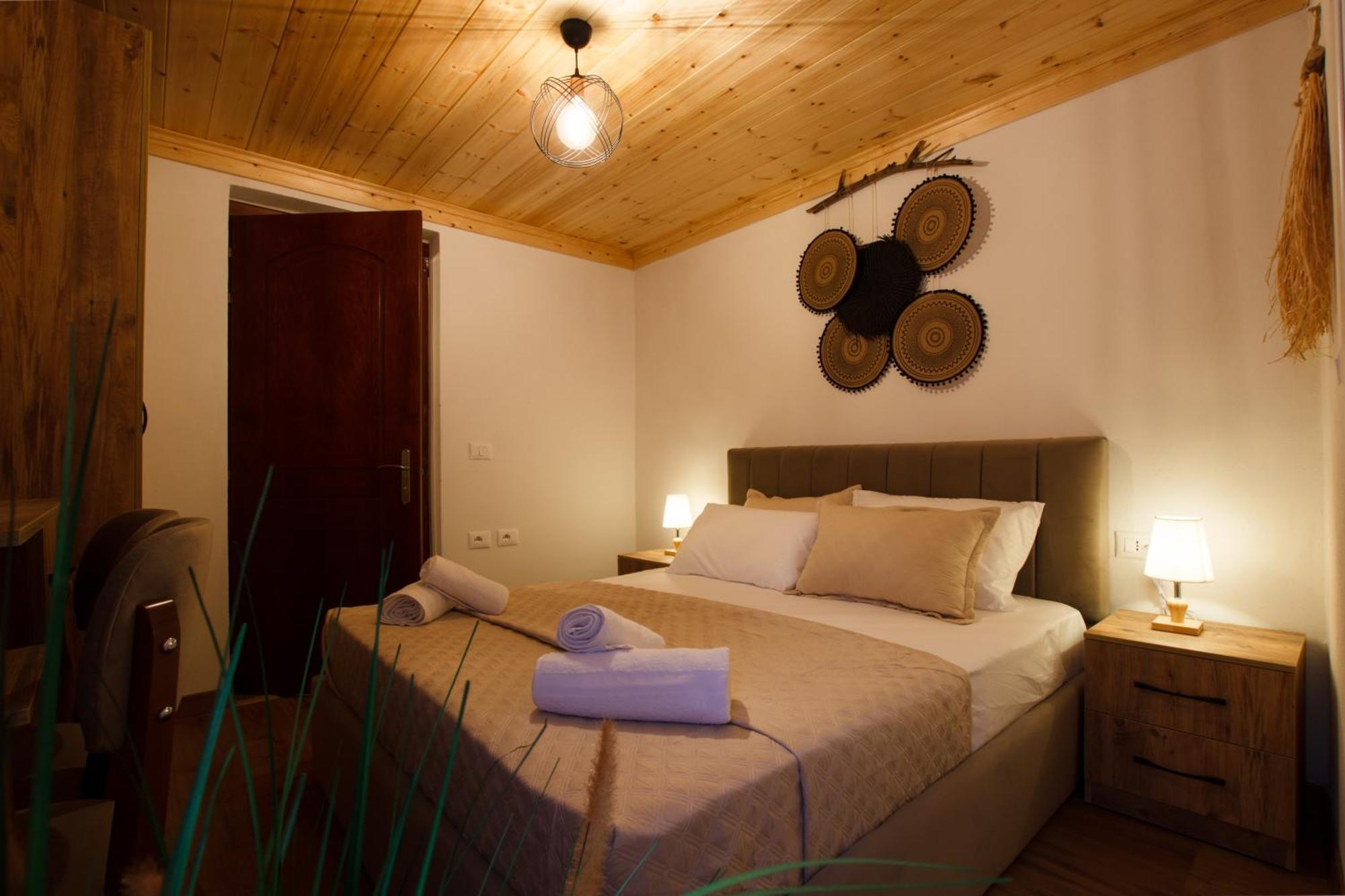 Gjirokastër Guva Guest House מראה חיצוני תמונה