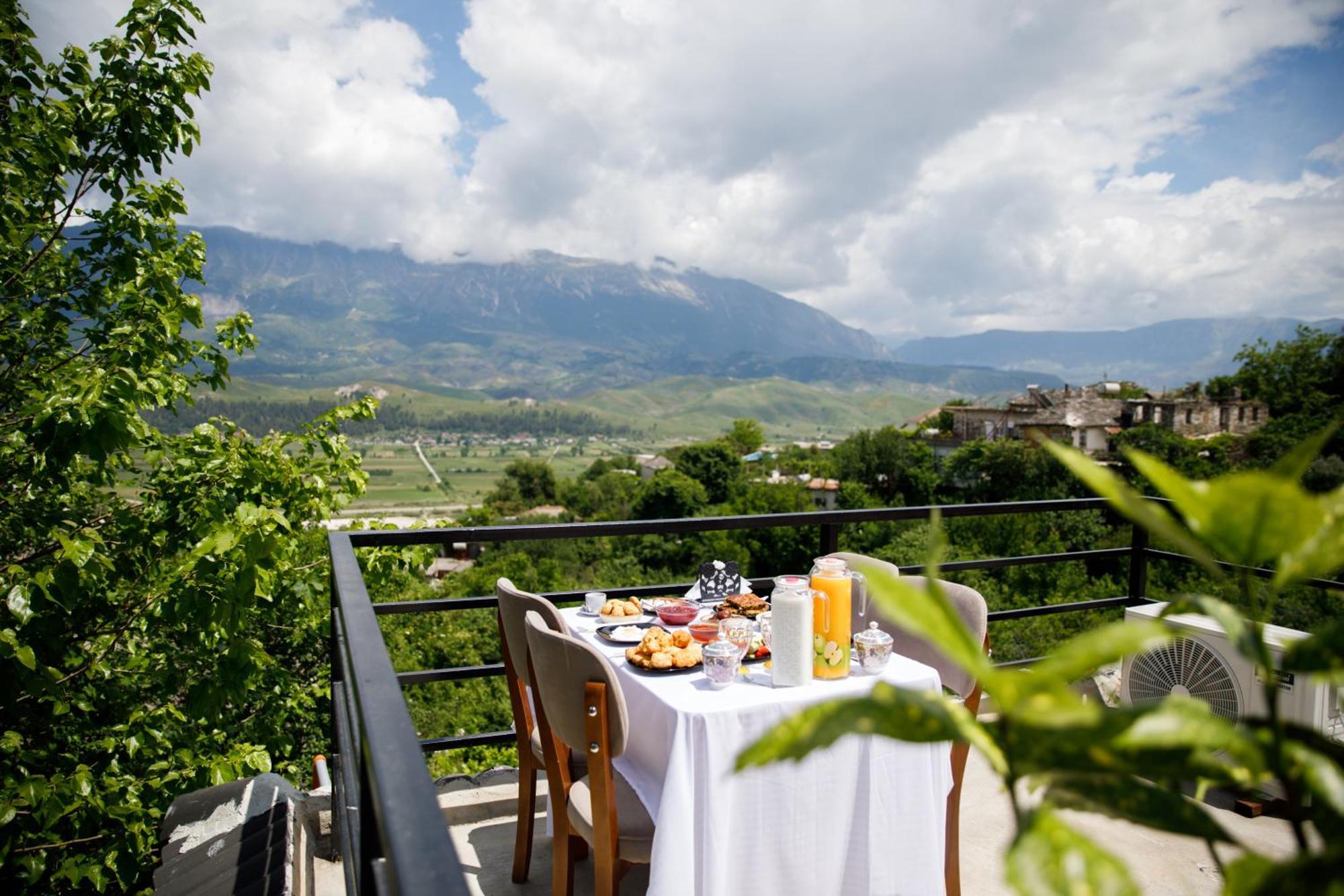 Gjirokastër Guva Guest House מראה חיצוני תמונה