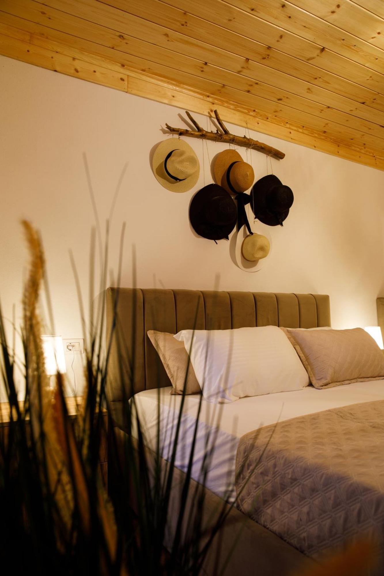 Gjirokastër Guva Guest House מראה חיצוני תמונה